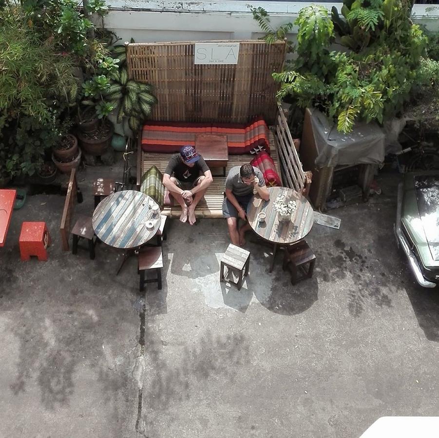 Хостел Sla Bar N'Bed Бангкок Экстерьер фото